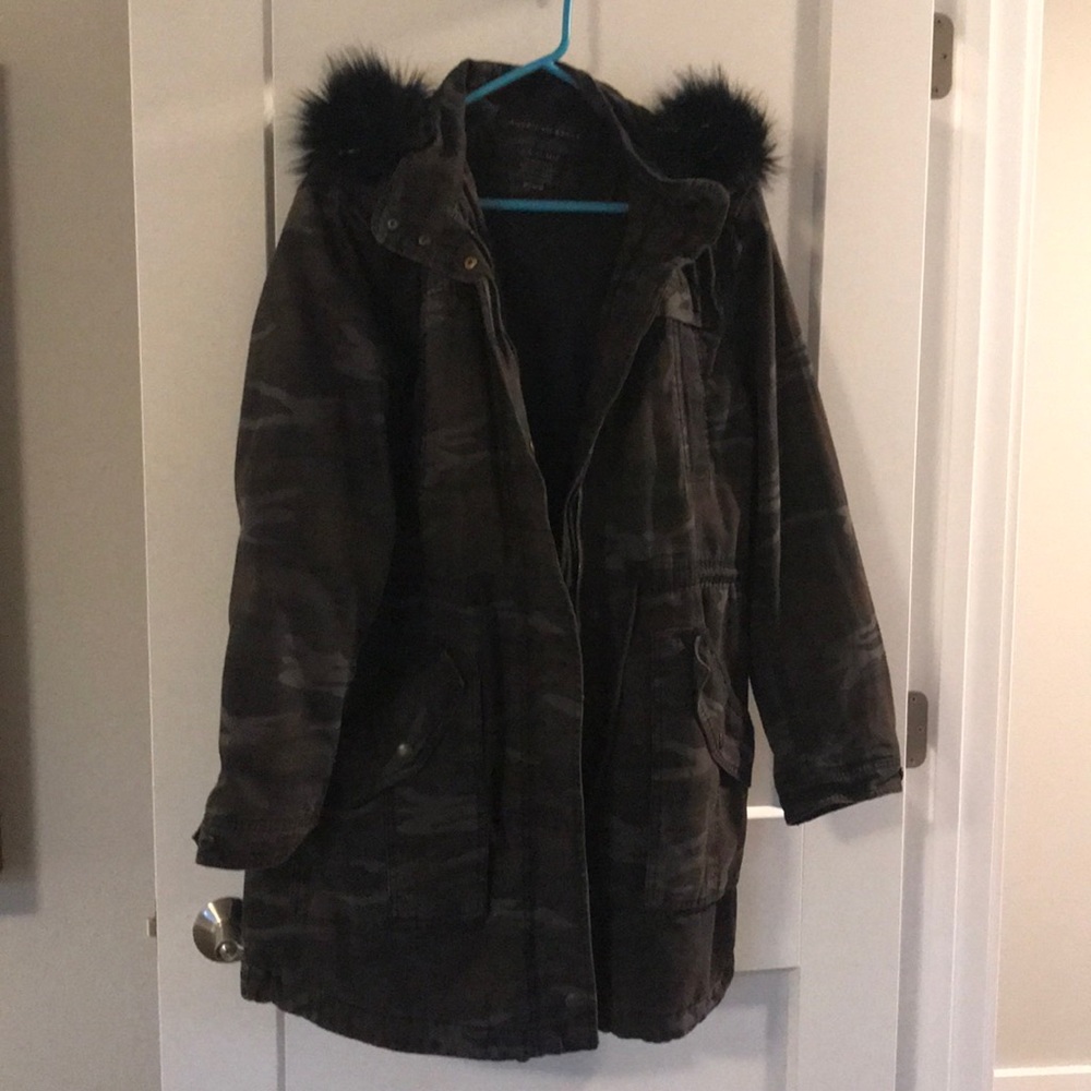 American Eagle Camo Parka Fur hood